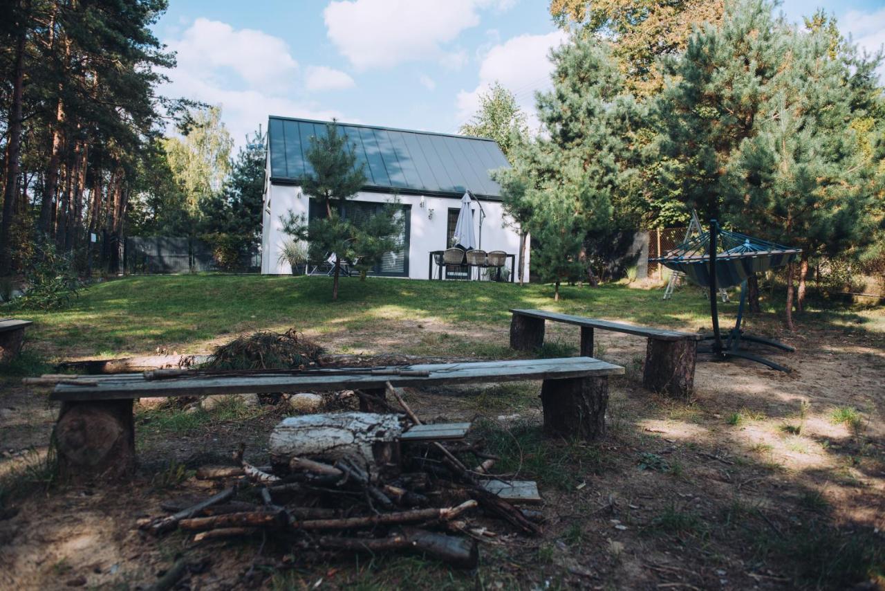 Narev Domy Wakacyjne Kazdy Dom Na Wylacznosc Oddzielnie Ogrodzony Pomiechówek Esterno foto
